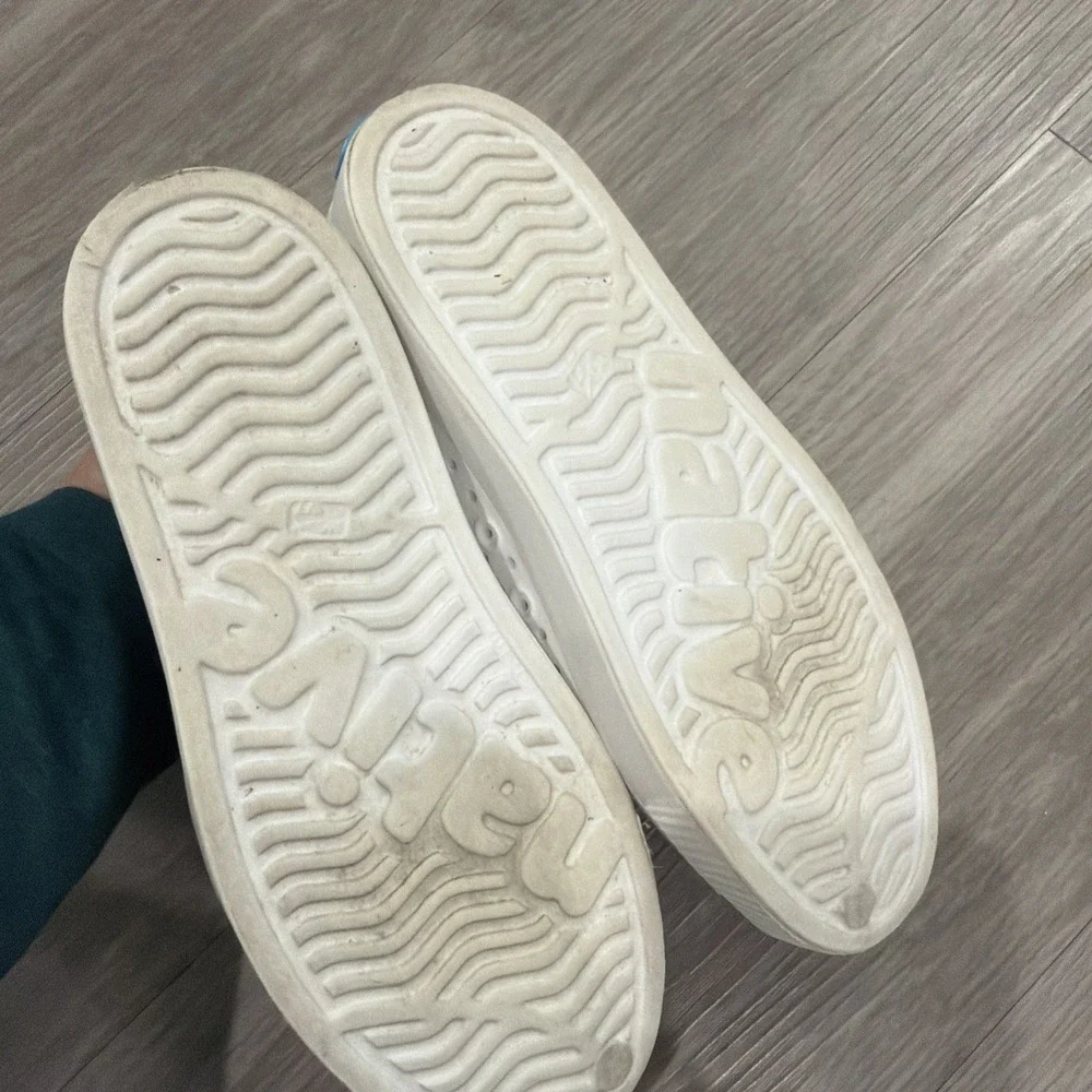 Native White Jefferson Slip On Perforated EVA Shoes Woman's 7 Men's 5